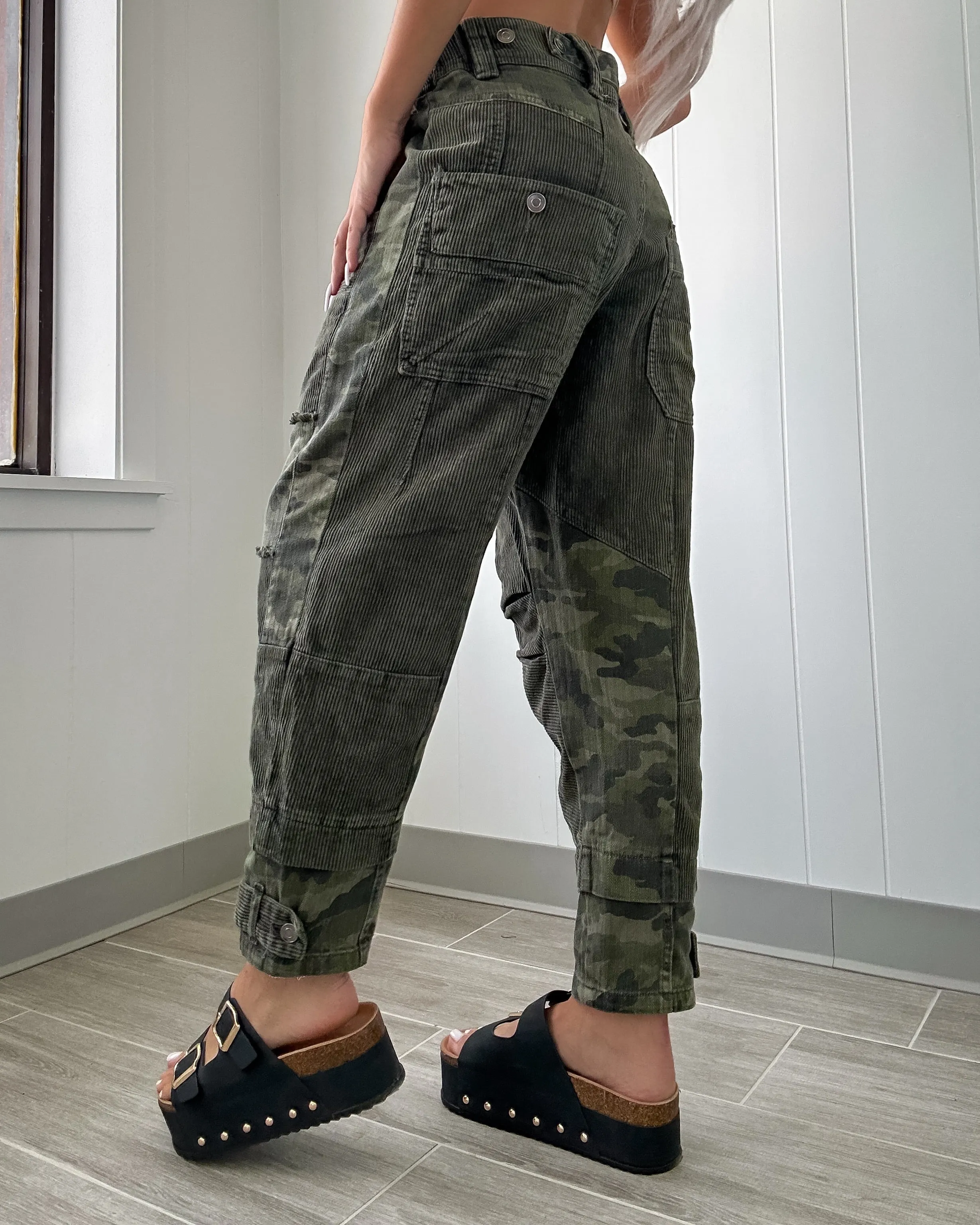 Audrey Camo Corduroy Pants - Black