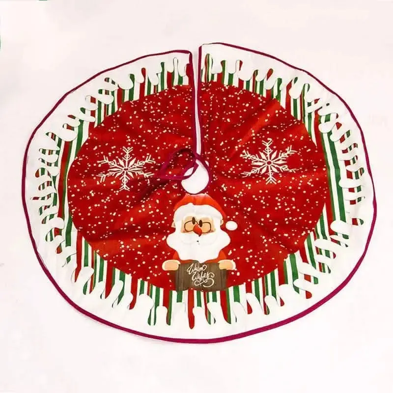 Chic Holiday Tree Skirt for Stylish Festive Displays and Gift Arrangements