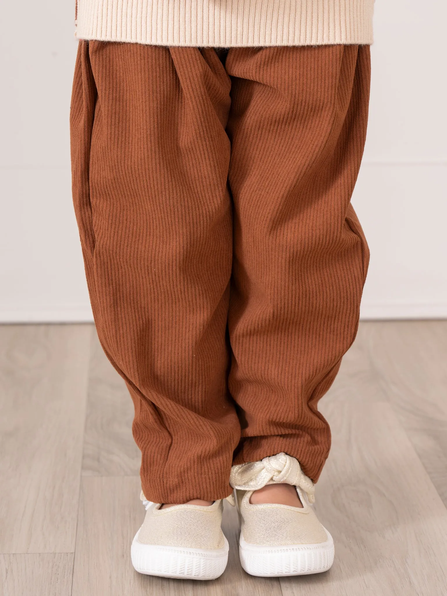 Corduroy Pull-On Pants - Brown