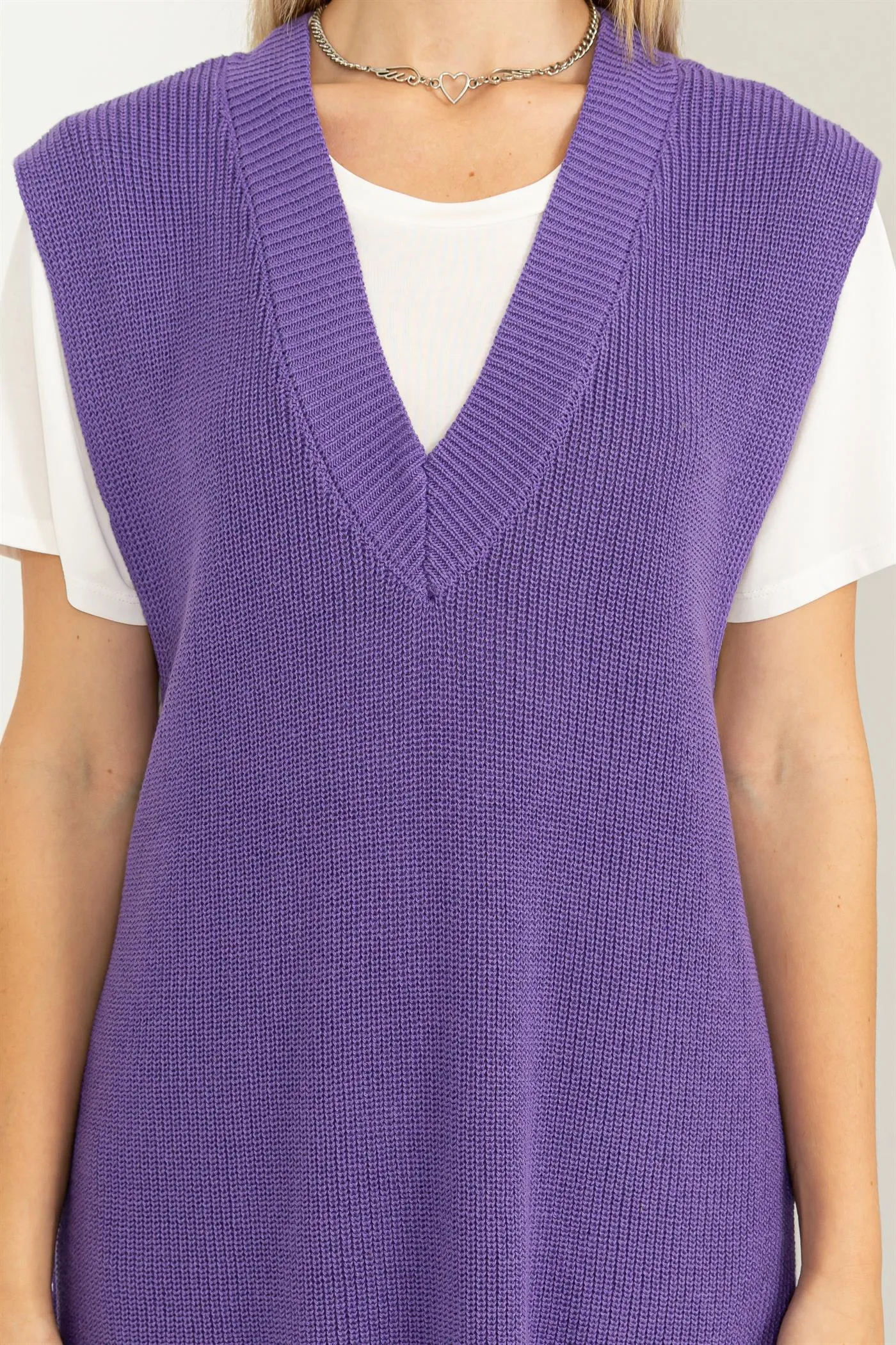 DZ23G330-V-NECK KNITTED SWEATERVEST