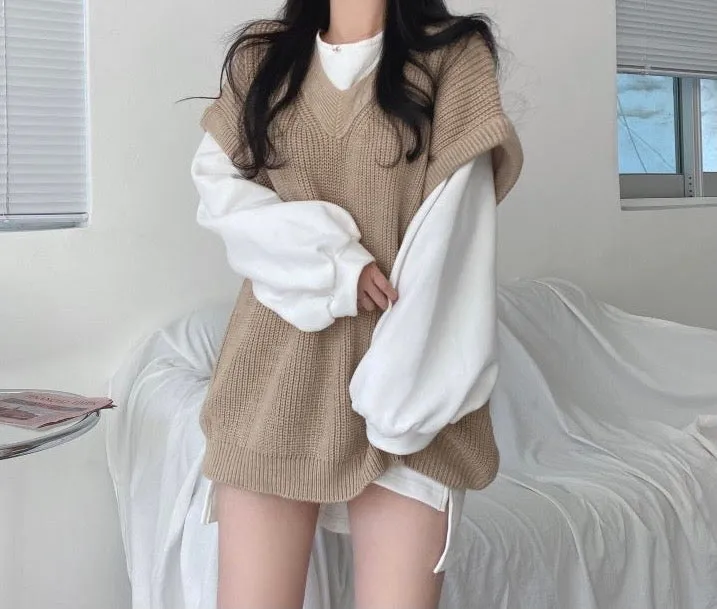 Oversized Knitted Vest and Cotton Sweatshirt Set