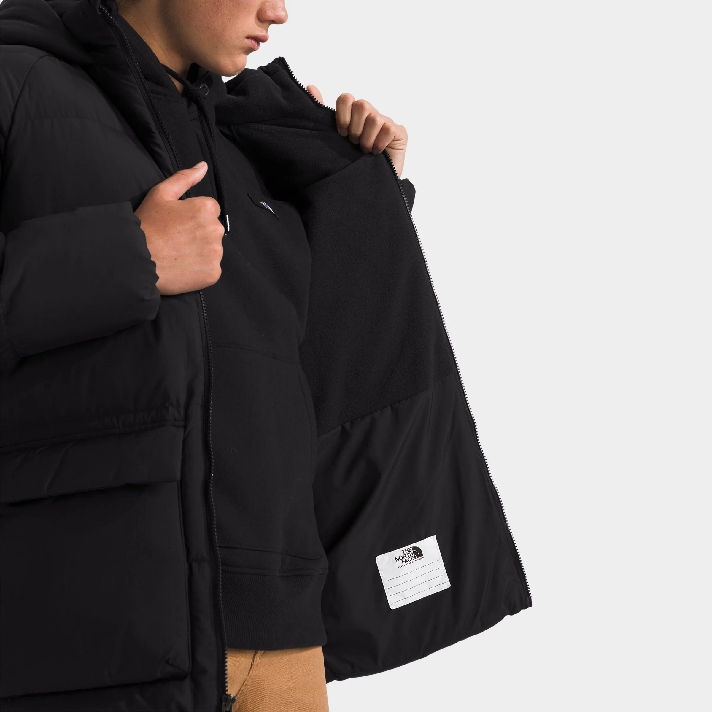 The North Face Junior Boys' Down Fleece-Lined Short Parka / TNF Black